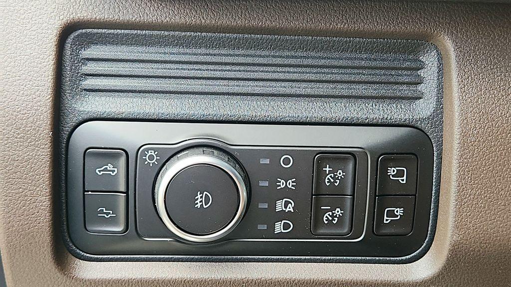 2026 FORD F-250 KING RANCH — фото 10