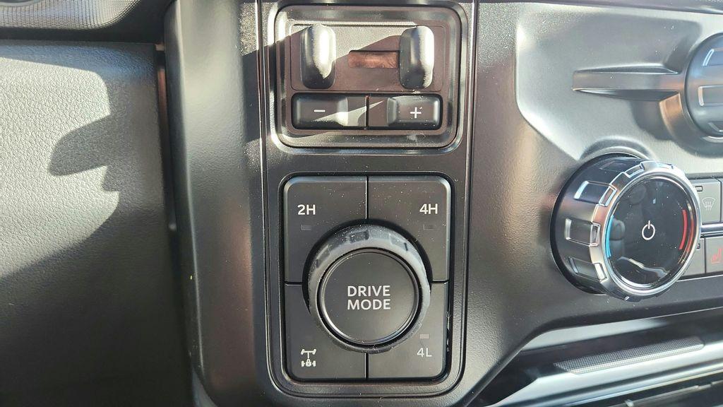 صورة مصغرة 18 لـ 2026 FORD F-250 PLATINUM