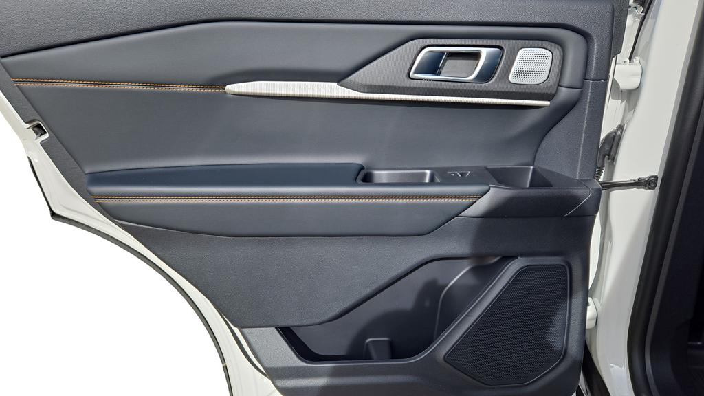 2026 FORD EXPLORER TREMOR — миниатюра 21