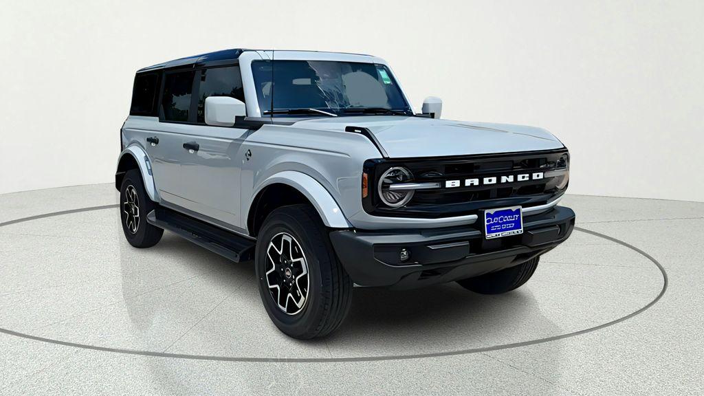 New 2026 Ford Bronco Outer Banks