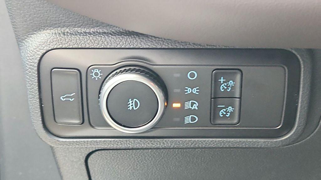 صورة 10 لـ 2026 FORD EXPLORER PLATINUM