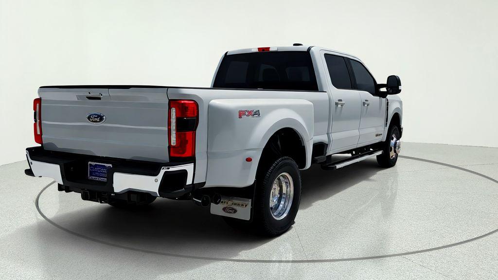 صورة 7 لـ 2026 FORD F-350 XLT