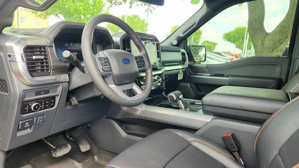 FORD F-150 LARIAT - 9