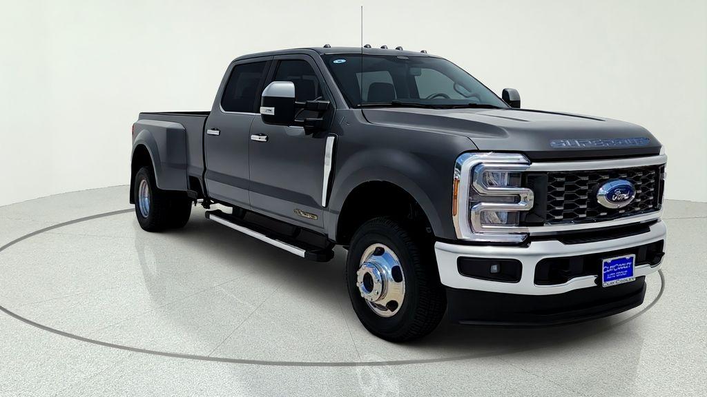 New 2026 Ford F-350 Lariat Super Duty