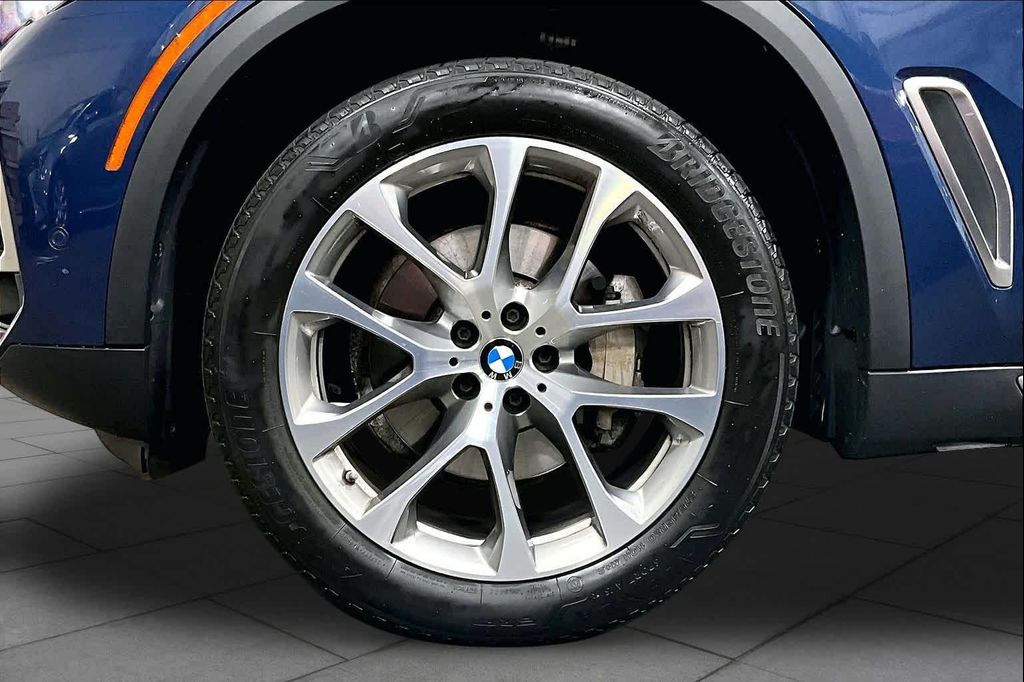 صورة مصغرة 11 لـ 2022 BMW X5 XDRIVE40I