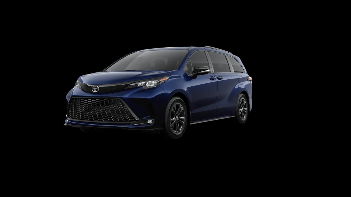 New 2026 Toyota Sienna XSE 7 Passenger