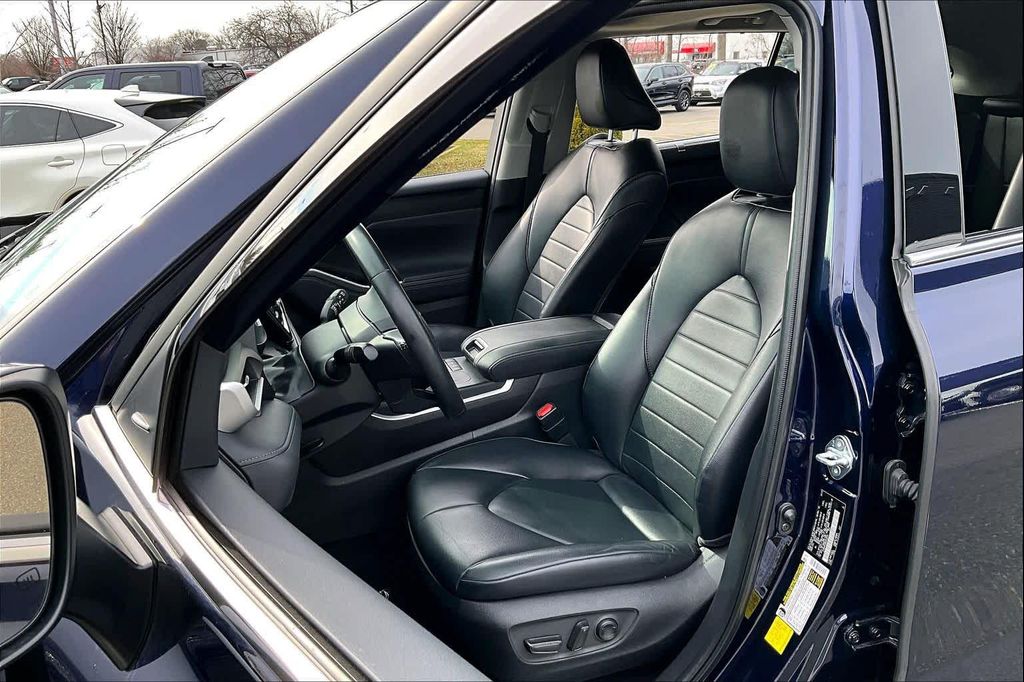 TOYOTA HIGHLANDER - 8