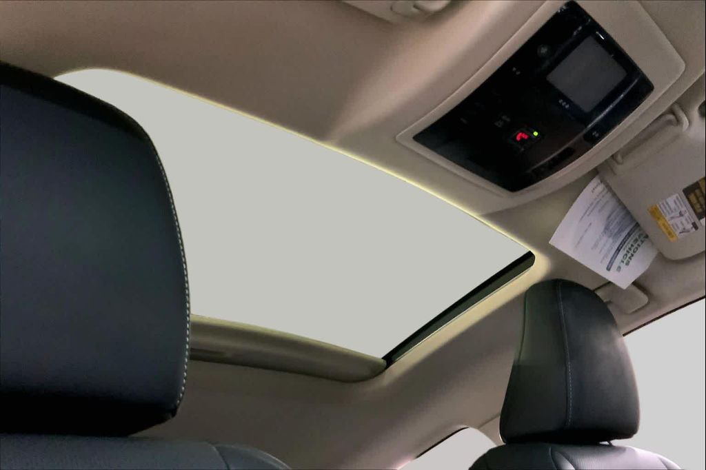 صورة 14 لـ 2020 Lexus NX 300 BASE