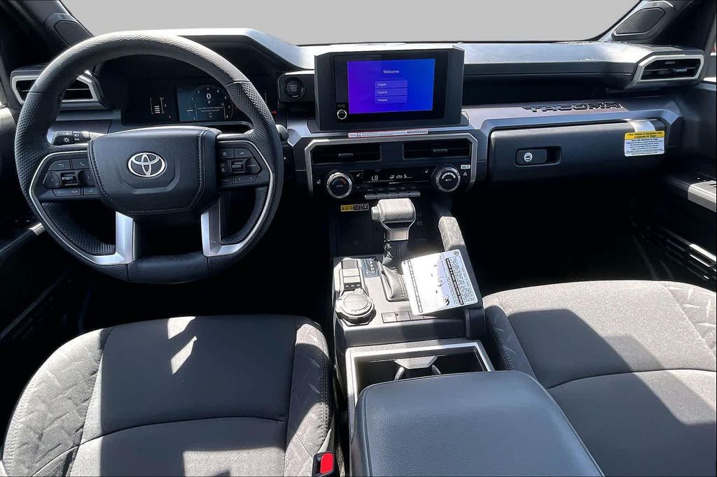 صورة 5 لـ 2026 Toyota TACOMA SR5