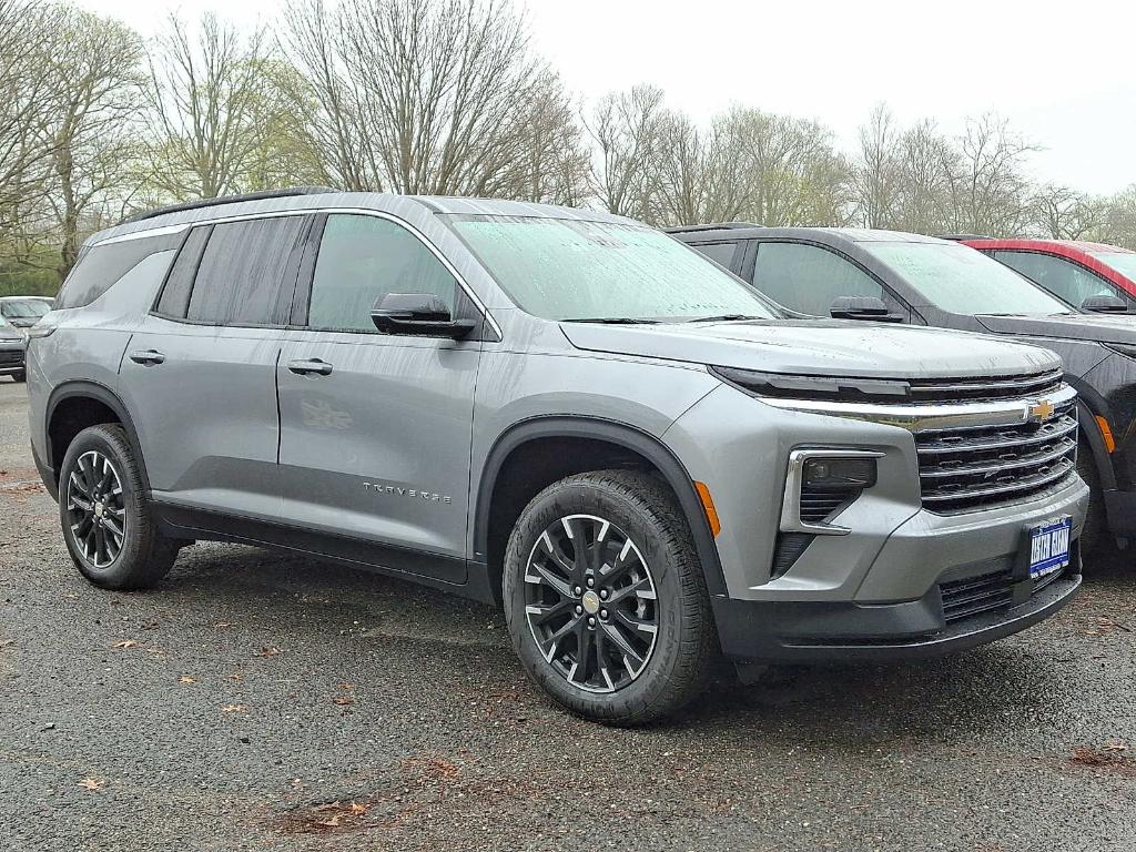 New 2026 Chevrolet Traverse LT