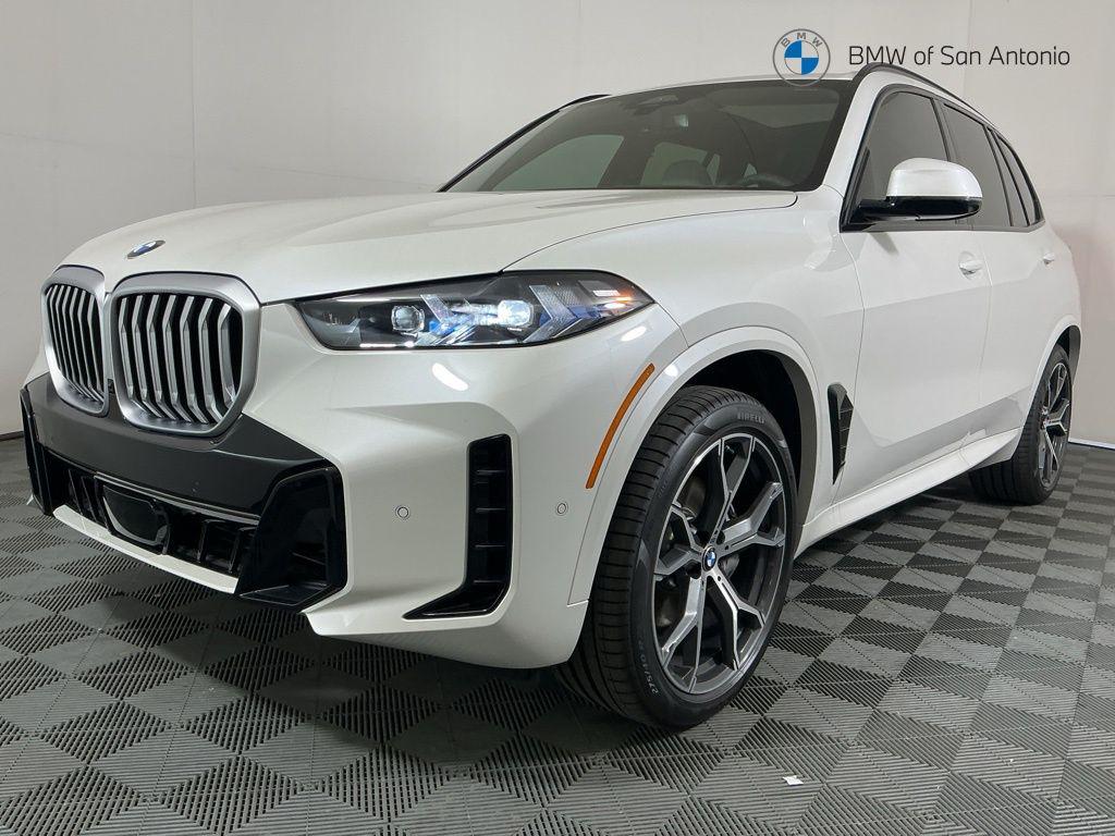 New 2026 BMW X5 sDrive40i