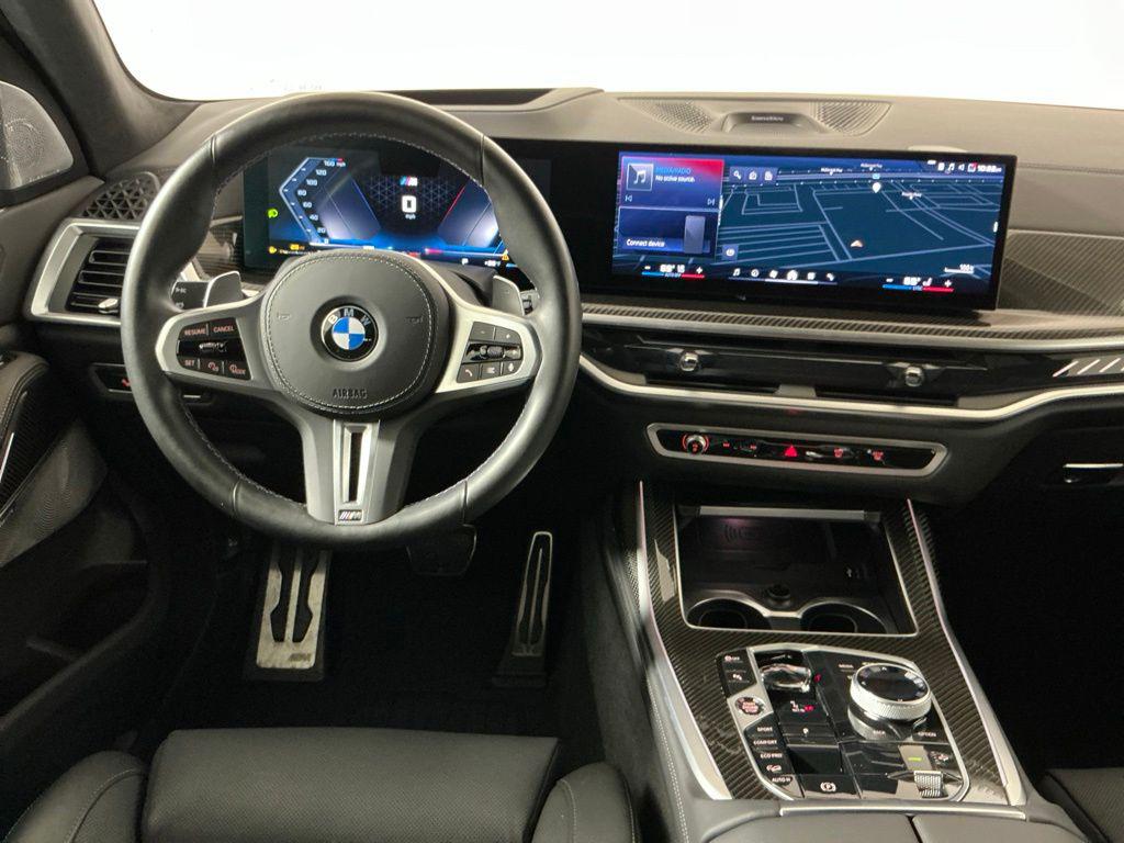 صورة 9 لـ 2025 BMW X7 M60I