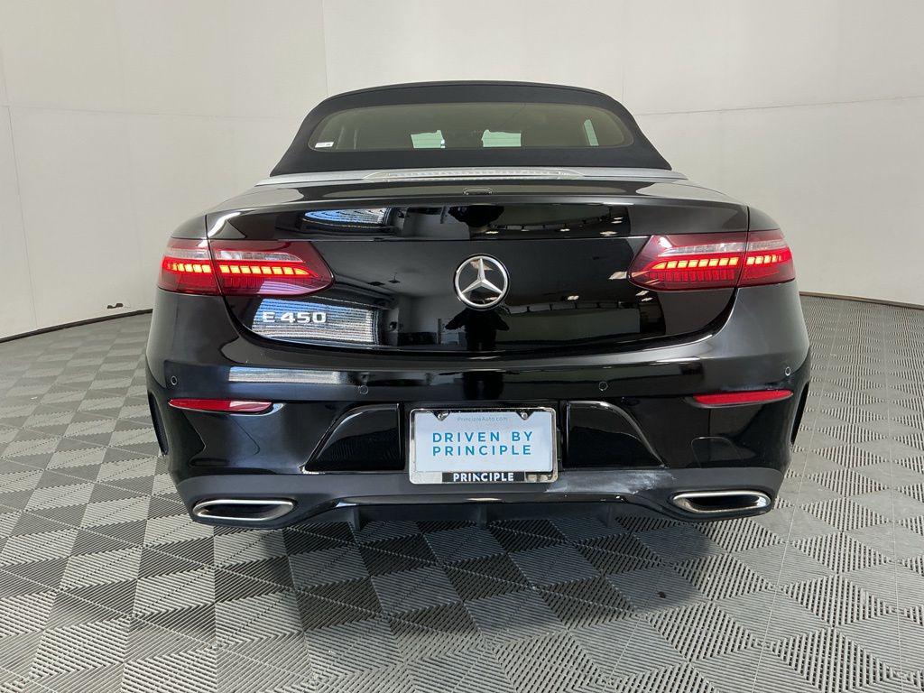 MERCEDES-BENZ E-CLASS - 6