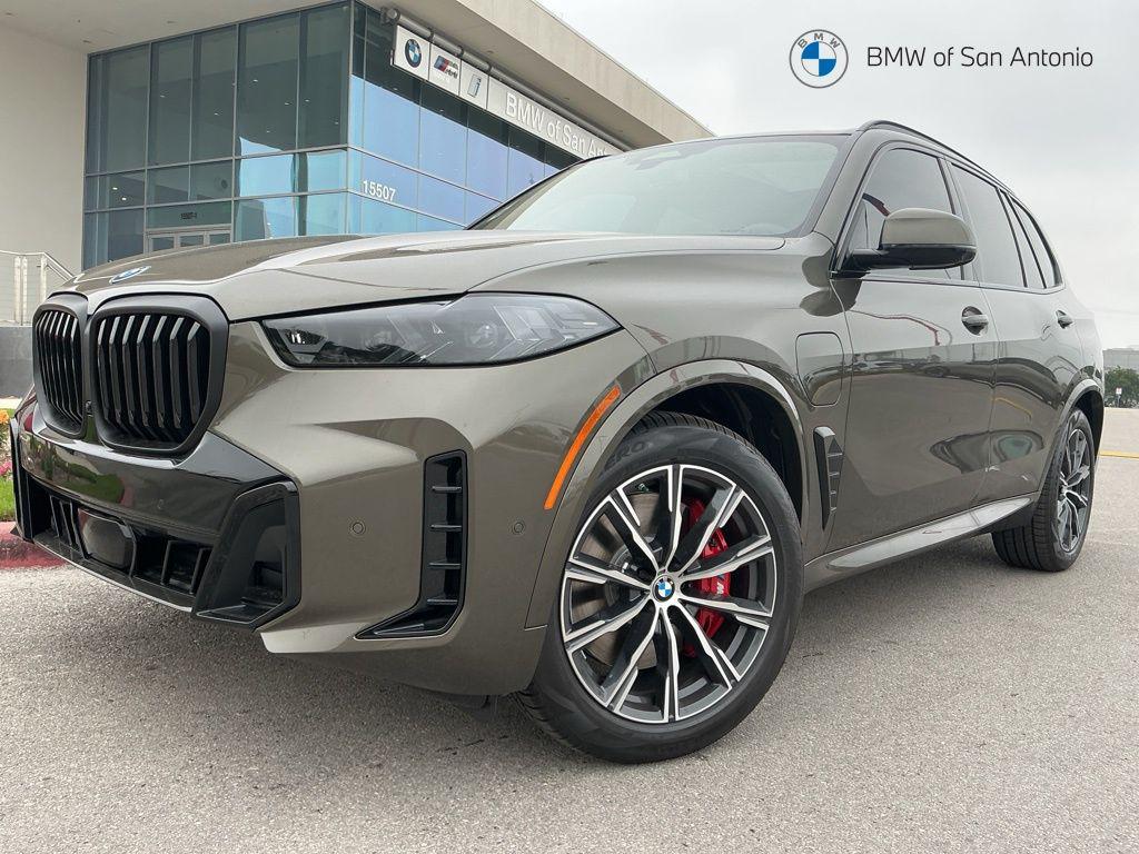 New 2026 BMW X5 PHEV xDrive50e