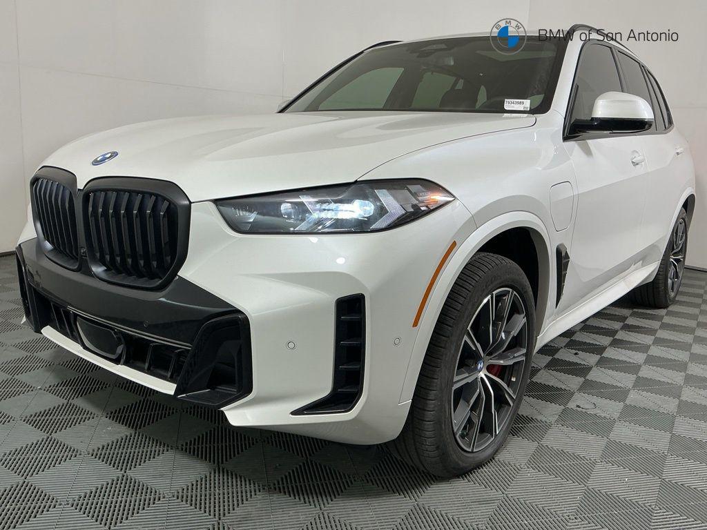 New 2026 BMW X5 PHEV xDrive50e