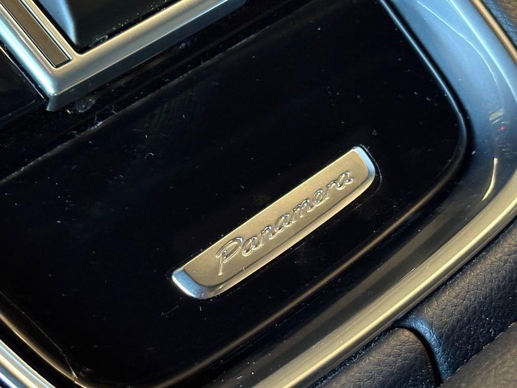 صورة مصغرة 33 لـ 2023 Porsche PANAMERA 4S