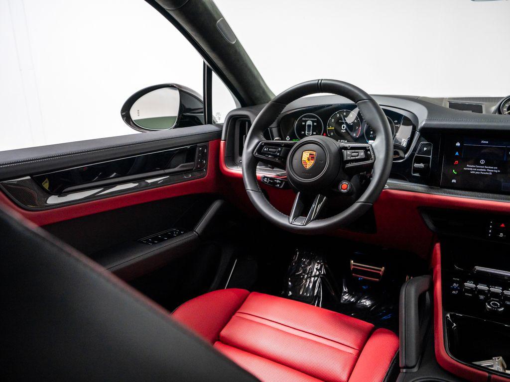 صورة مصغرة 29 لـ 2026 Porsche CAYENNE TURBO GT