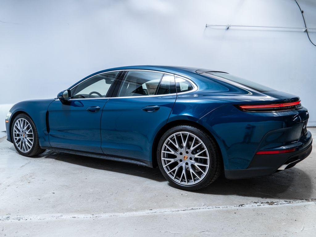 صورة 2 لـ 2026 Porsche PANAMERA 4