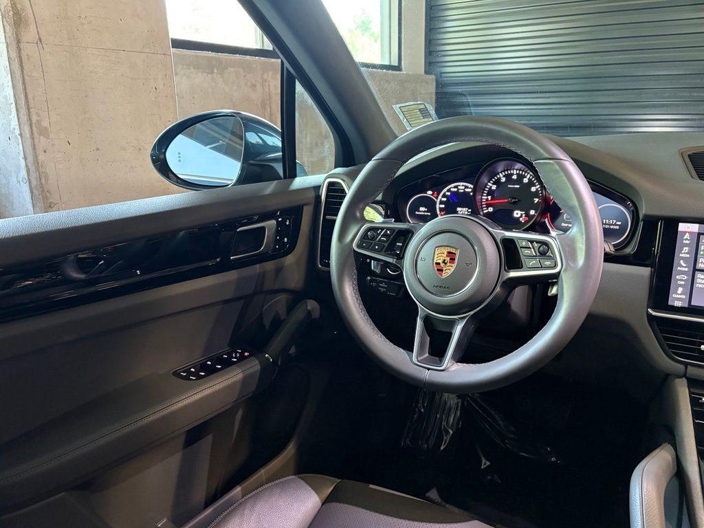 2020 Porsche CAYENNE BASE 缩略图 18