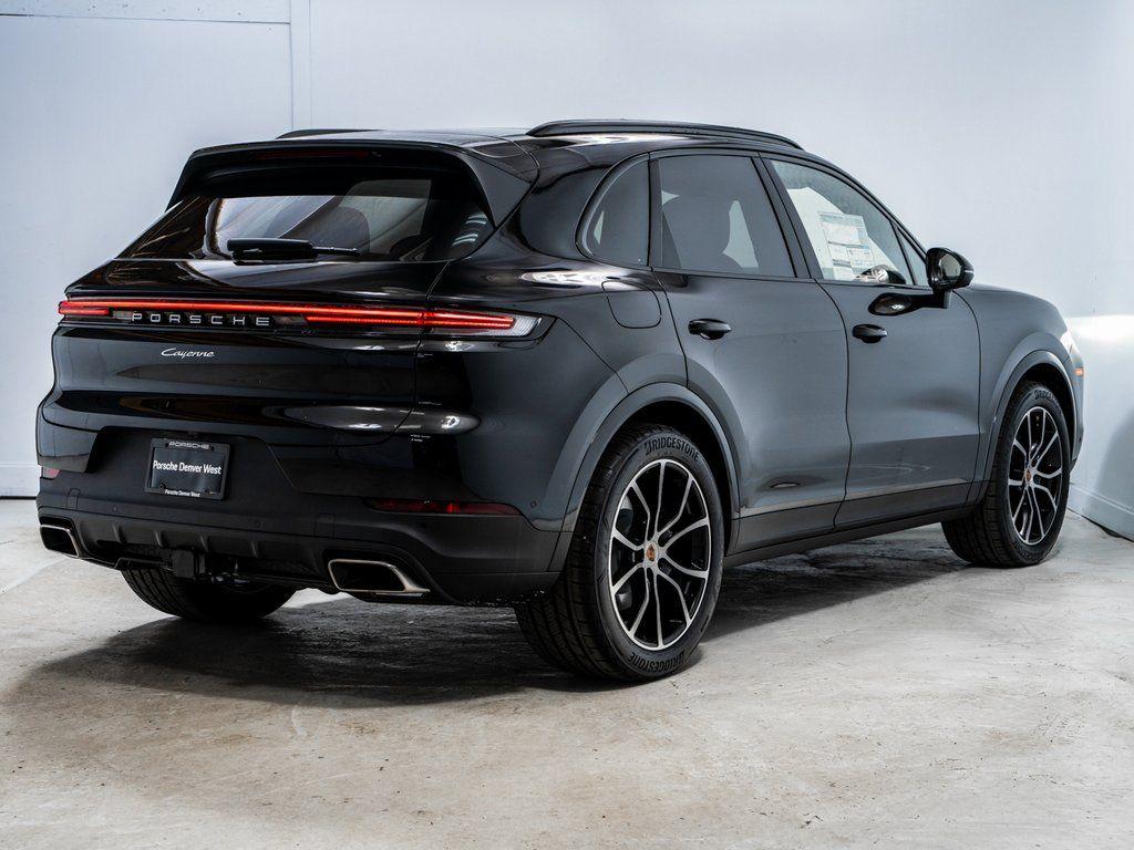 صورة 7 لـ 2026 Porsche CAYENNE BASE