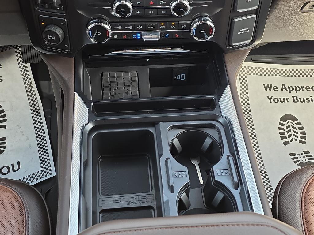 2026 FORD F-350 KING RANCH — миниатюра 20