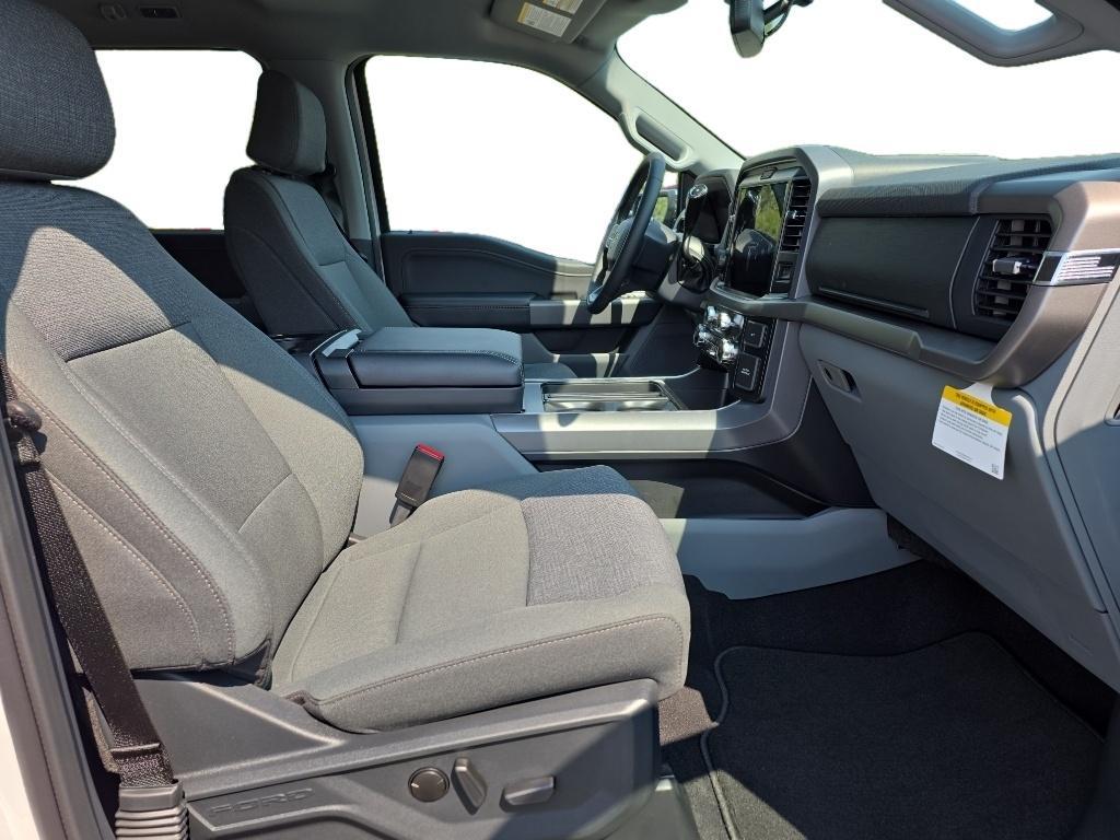 2026 FORD F-150 XLT — фото 5