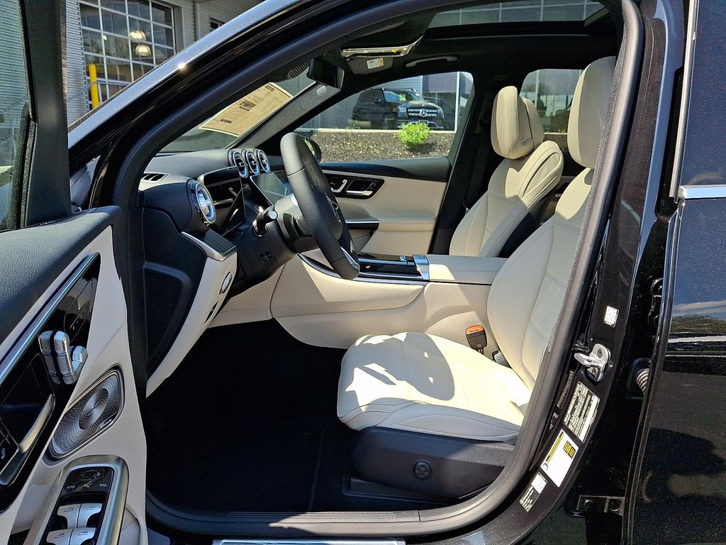 صورة مصغرة 12 لـ 2026 Mercedes-BENZ GLC