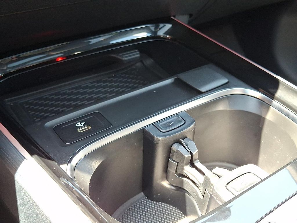 2026 Mercedes-BENZ GLB 缩略图 26