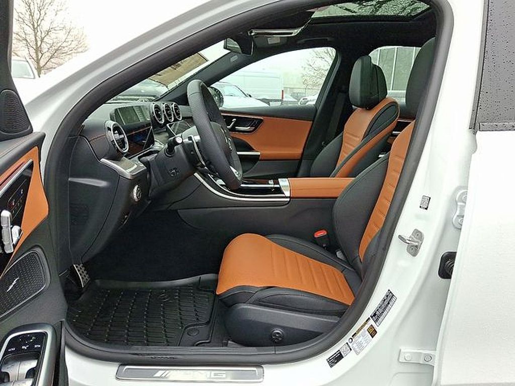 2026 Mercedes-BENZ AMG C 43 4MATIC 照片 12
