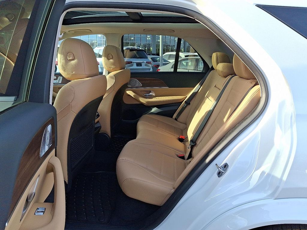 MERCEDES-BENZ GLE-CLASS - 8