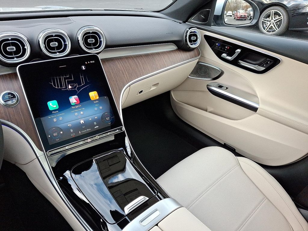2026 Mercedes-BENZ C-CLASS 缩略图 13