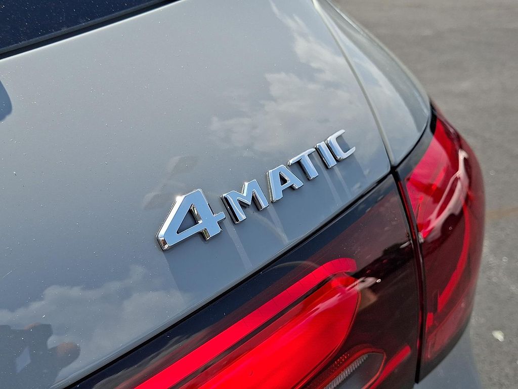 2026 Mercedes-BENZ GLC 缩略图 24