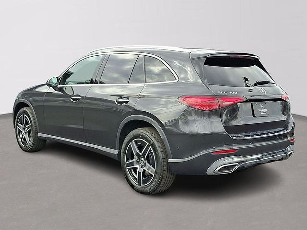 صورة 6 لـ 2026 Mercedes-BENZ GLC