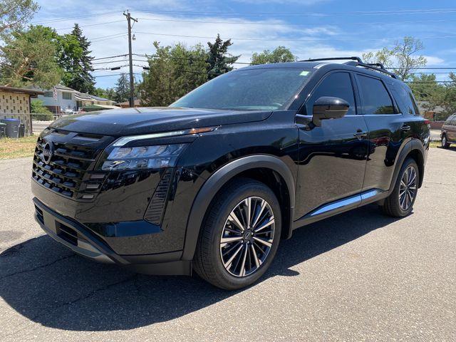 New 2026 Nissan Pathfinder Platinum