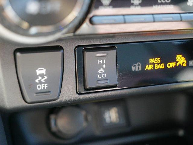 صورة مصغرة 28 لـ 2025 Toyota RAV4 PLUG-IN HYBRID XSE