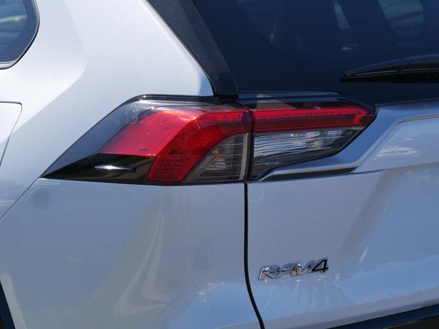 صورة مصغرة 17 لـ 2025 Toyota RAV4 PLUG-IN HYBRID XSE