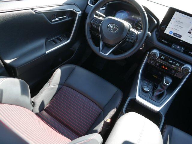 صورة 9 لـ 2025 Toyota RAV4 PLUG-IN HYBRID XSE