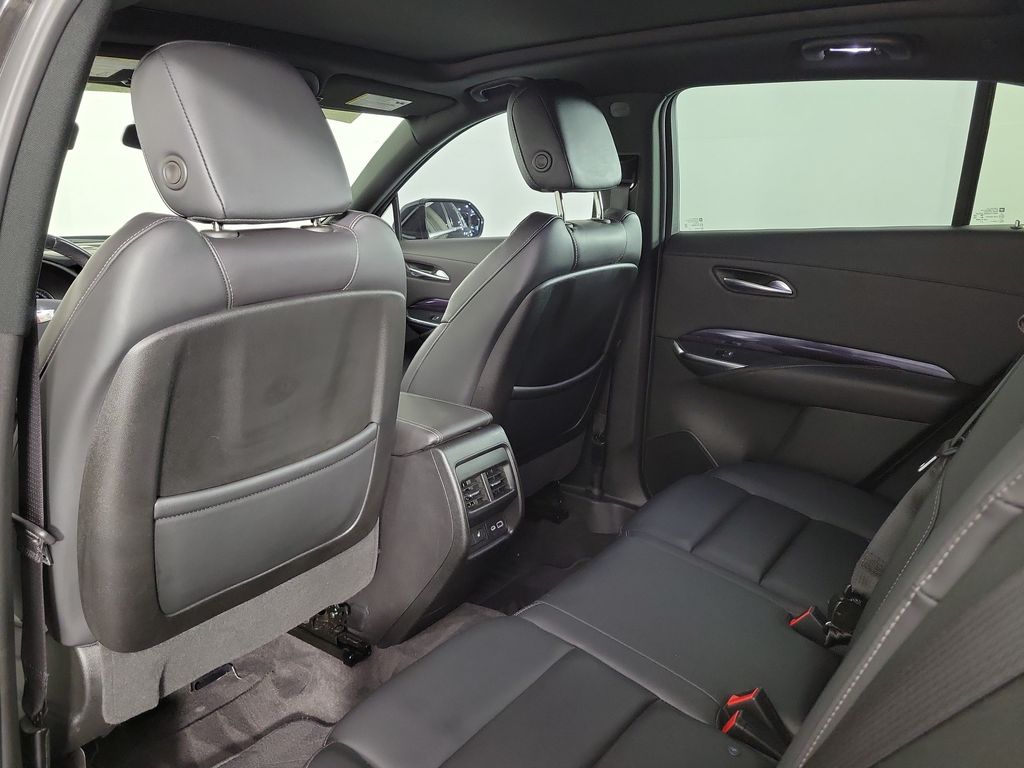 2023 Cadillac XT4 LUXURY — фото 23