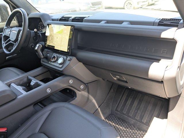 2026 LAND Rover DEFENDER P300 S 缩略图 32