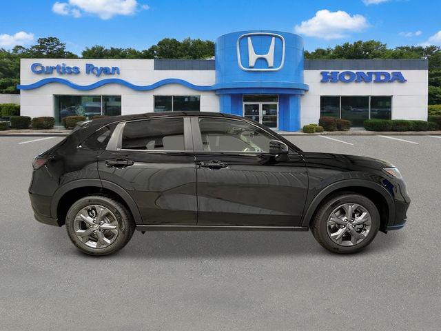 2027 Honda HR-V LX 照片 7