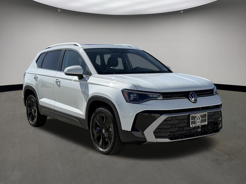 New 2026 Volkswagen Taos SE