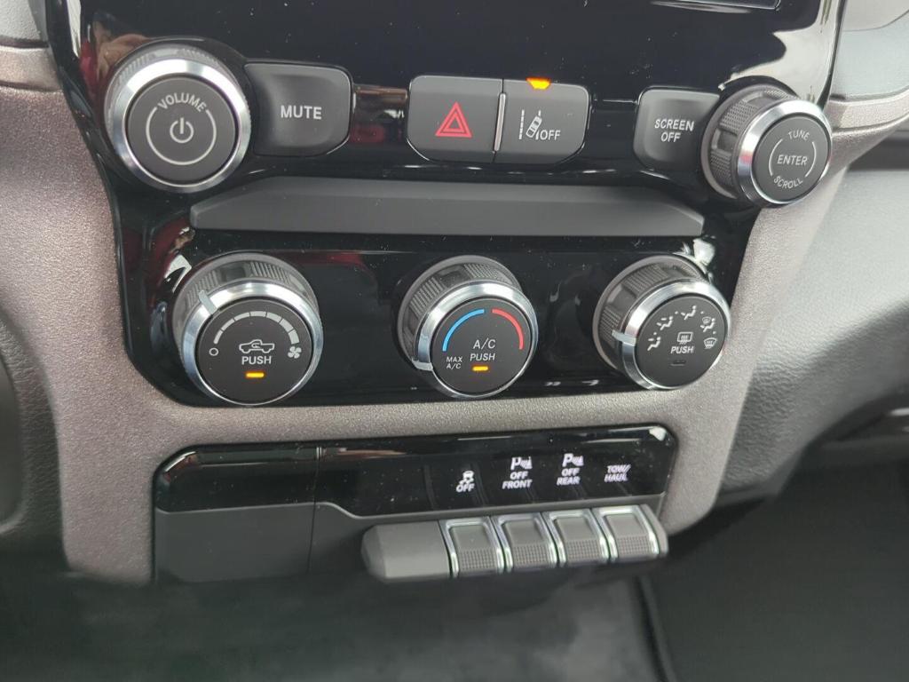 2026 RAM 1500 EXPRESS 缩略图 26