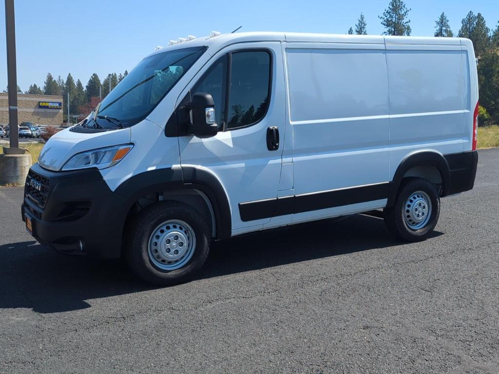صورة 3 لـ 2026 RAM PROMASTER 1500 LOW ROOF