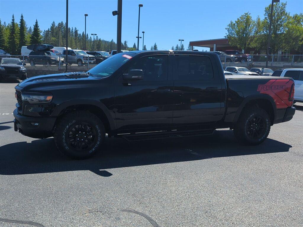 2025 RAM 1500 REBEL — фото 2