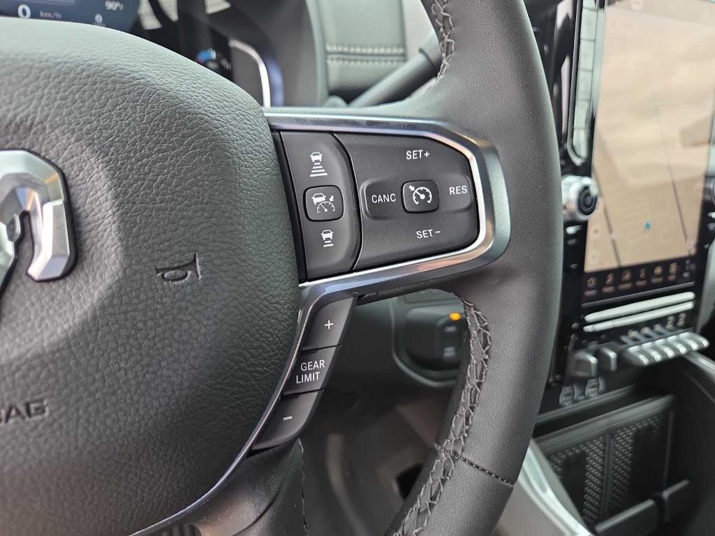 2026 RAM 3500 LARAMIE — миниатюра 23