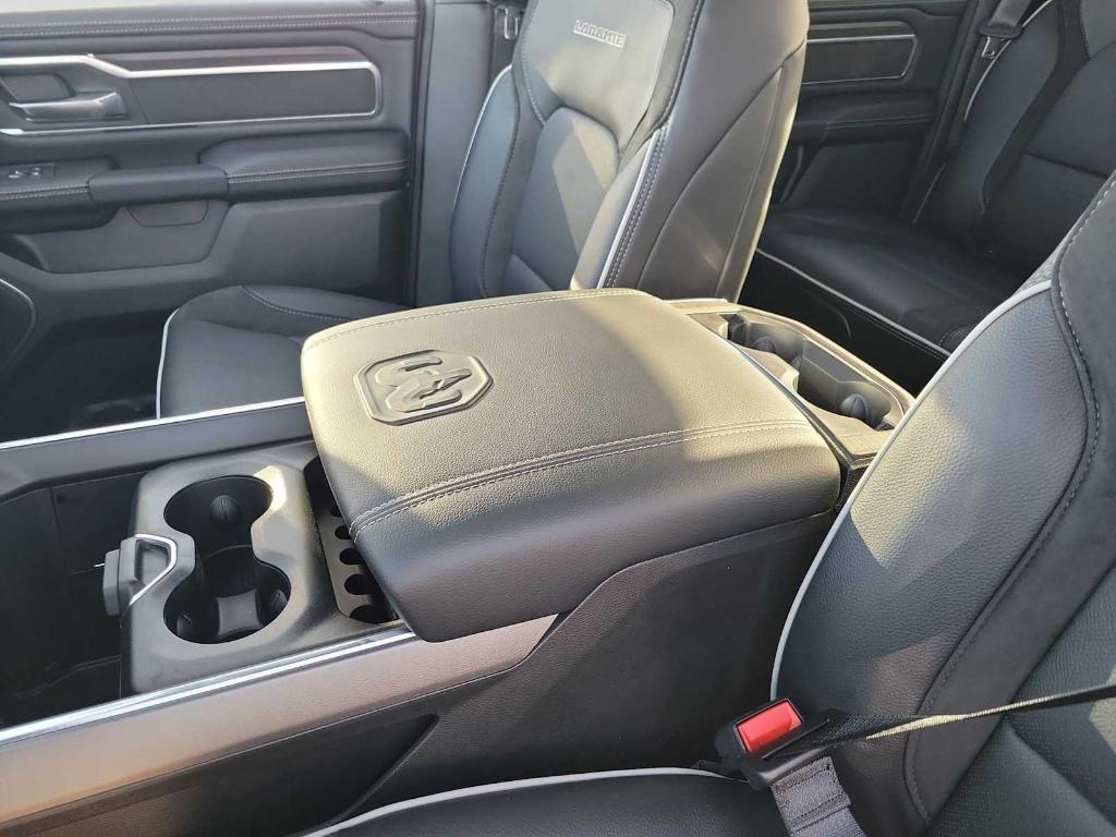 2026 RAM 1500 LARAMIE 缩略图 24