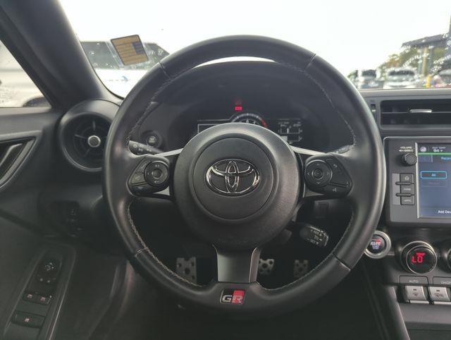 2022 Toyota GR86 PREMIUM — миниатюра 23