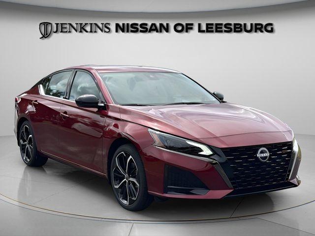 New 2025 Nissan Altima SR