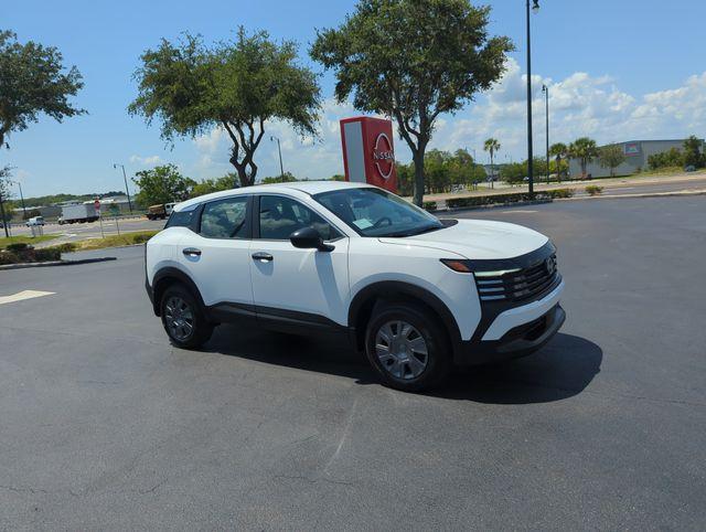 New 2026 Nissan Kicks S