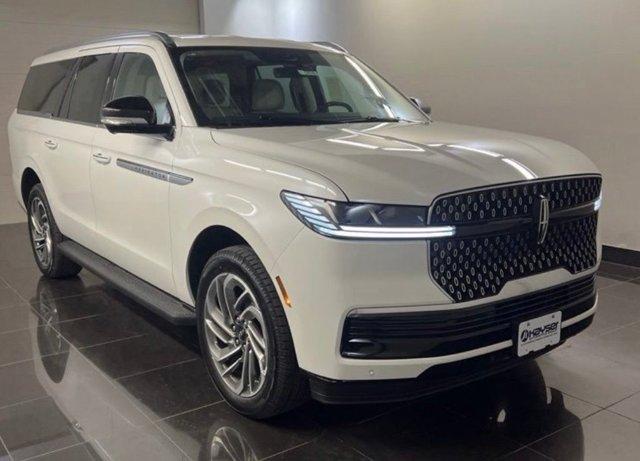 New 2026 Lincoln Navigator L Premiere